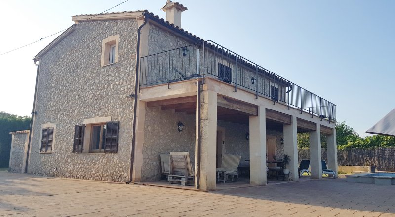 Winter: 2 Etagenfinca mit BBQ, Pool und AC / Kamin bei Pollenca-- F 13 WT