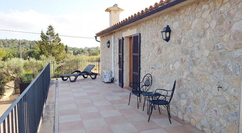 Winter: 2 Etagenfinca mit BBQ, Pool und AC / Kamin bei Pollenca-- F 13 WT