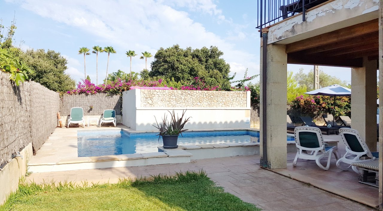Winter: 2 Etagenfinca mit BBQ, Pool und AC / Kamin bei Pollenca-- F 13 WT