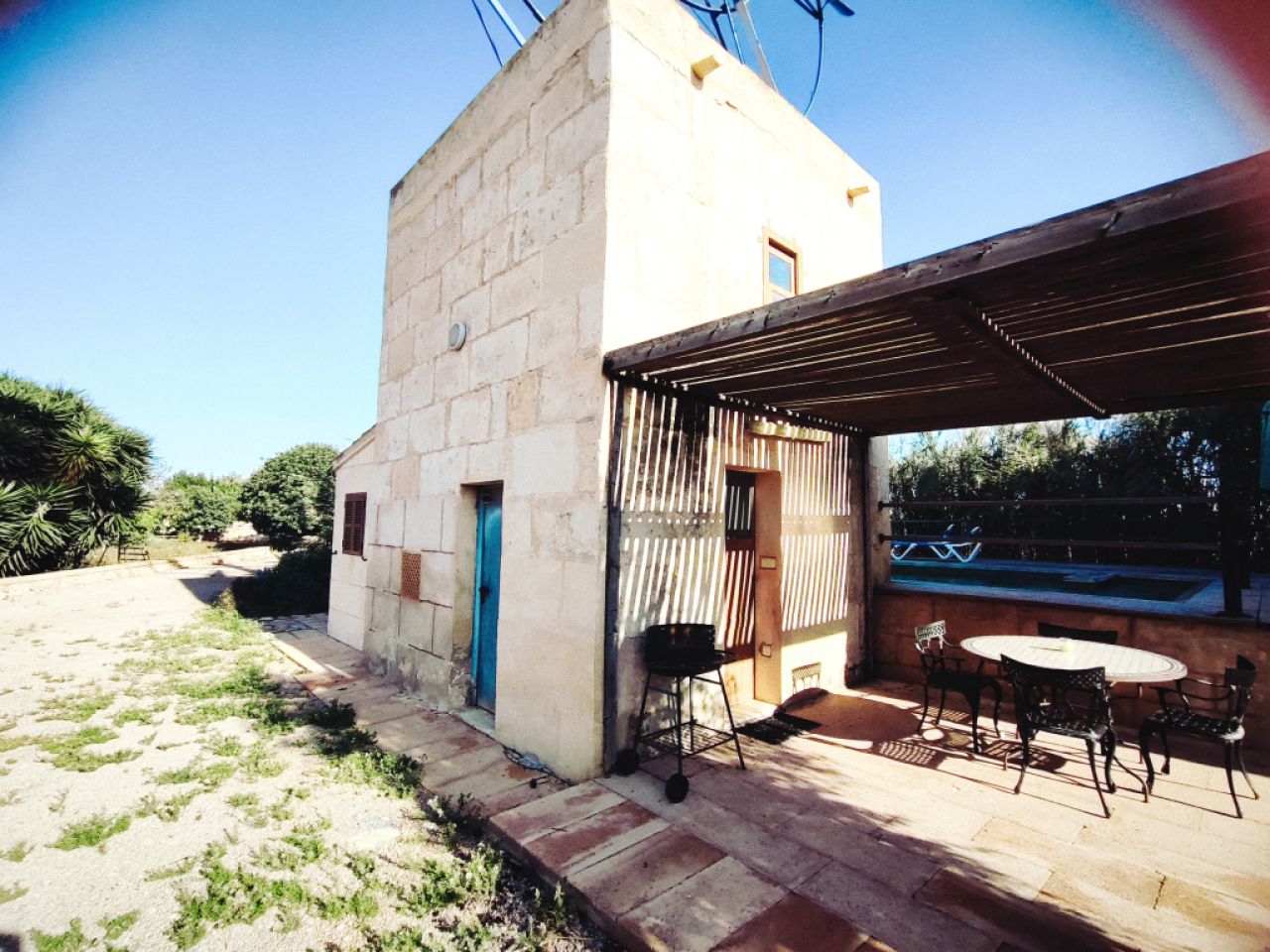 Winter: 2 houses on one plot with AC, fireplace and good location near Campos --- F 92 a + b WT