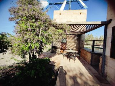 Winter: 2 Häuser auf einem Grundstück mit AC,Kamin und guter Lage bei Campos --- F 92 a + b WT