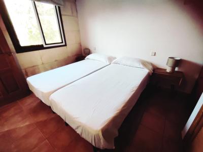 Winter: 2 Häuser auf einem Grundstück mit AC,Kamin und guter Lage bei Campos --- F 92 a + b WT