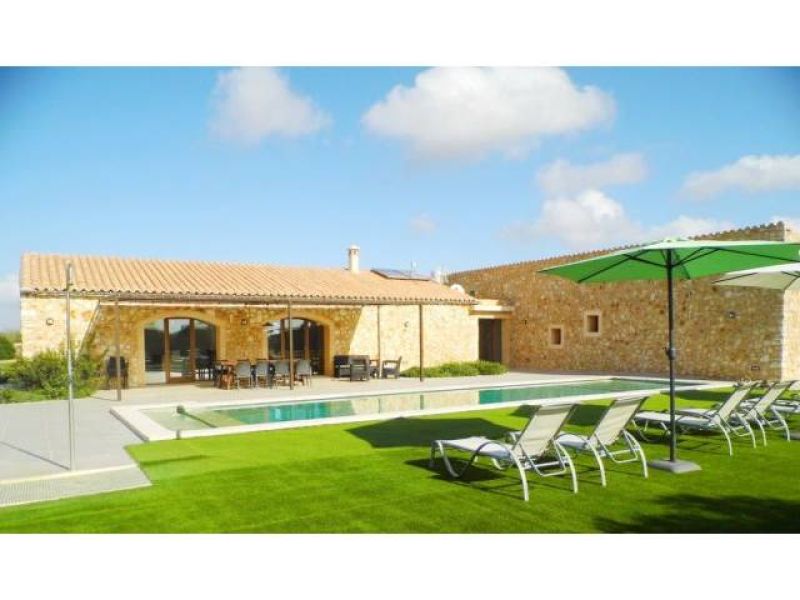 WINTER 25/26: Elegante Finca mit Kamin und AC in ruhiger Lage bei Manacor - F 06 WT