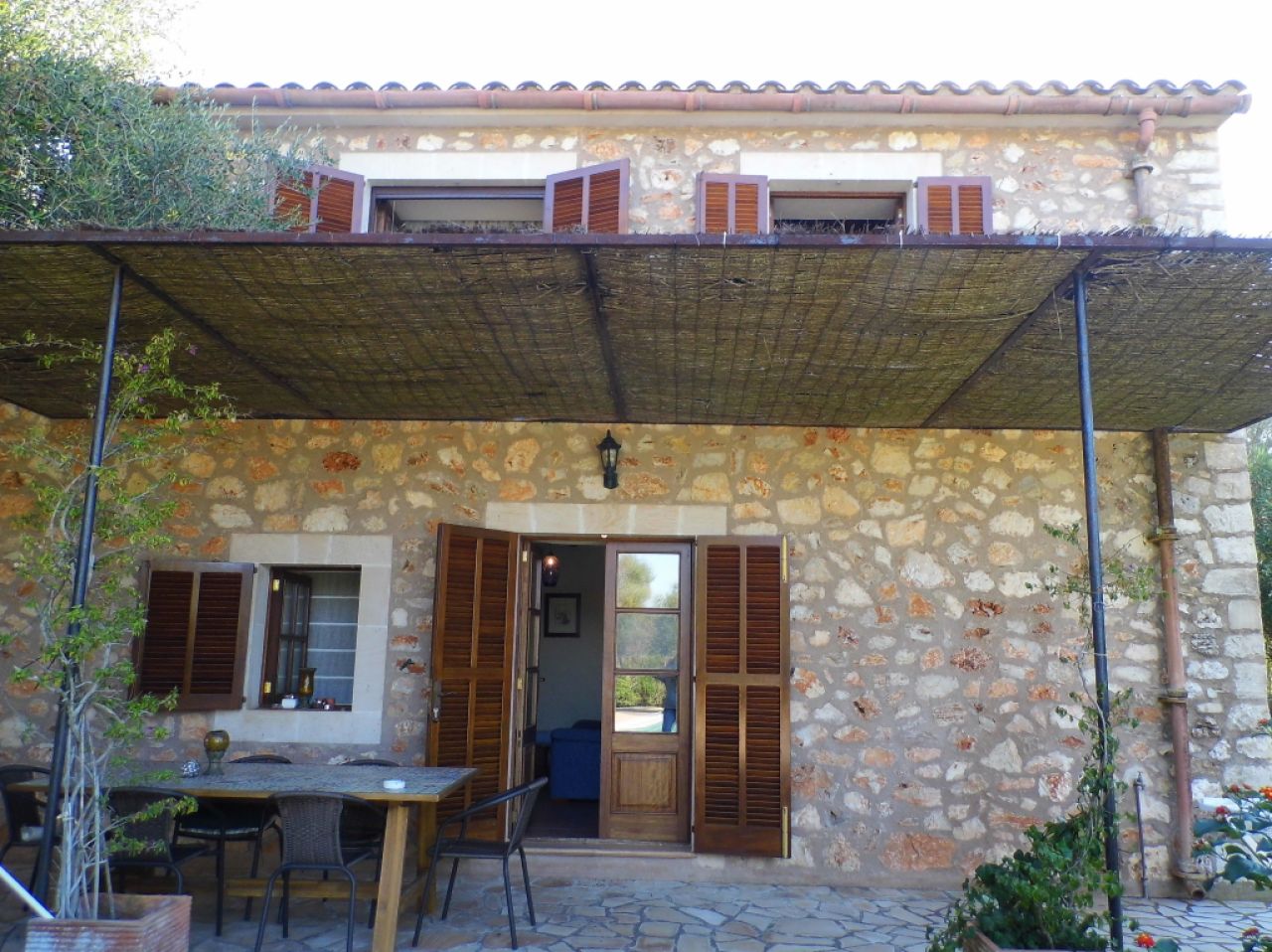 INVIERNO 25 / 26 : Gran campo con calefacción, piscina y en una zona tranquila cerca de Felanitx -- 