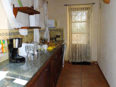 INVIERNO 25 / 26 : Gran campo con calefacción, piscina y en una zona tranquila cerca de Felanitx -- 