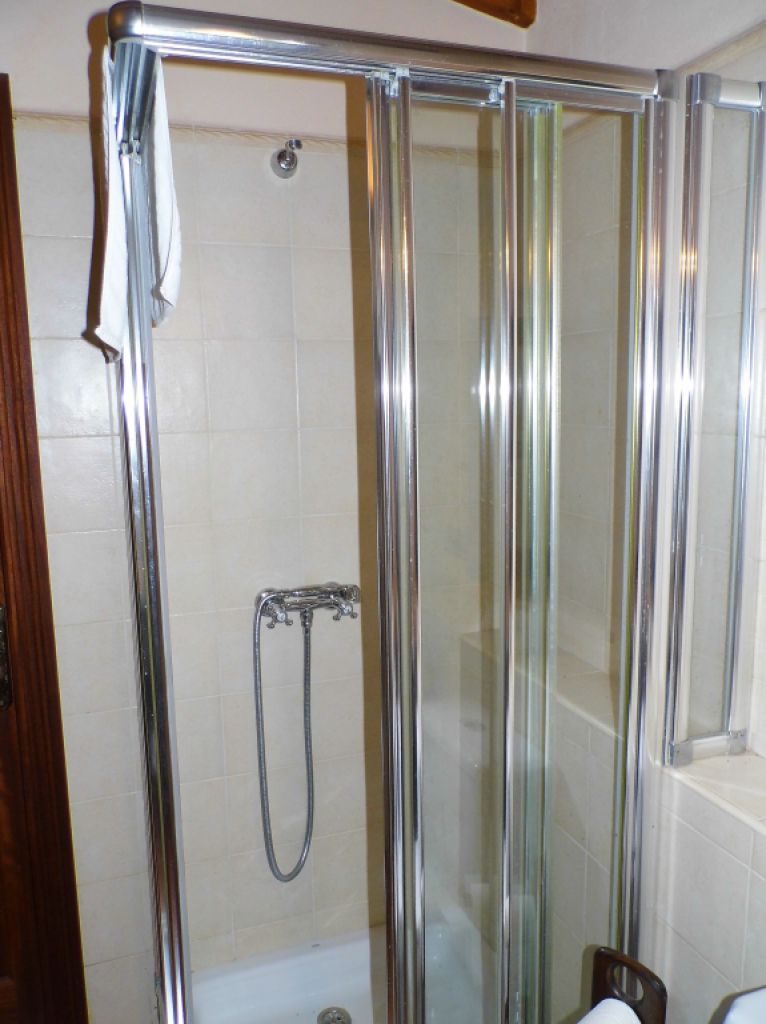 INVIERNO 25 / 26 : Gran campo con calefacción, piscina y en una zona tranquila cerca de Felanitx -- 