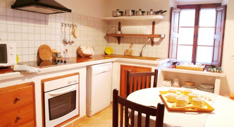 WINTER 26 / 27: Casita mit Zentralheizung auf einem Gemeinschaftsgrundstück bei Manacor -- F 250 a