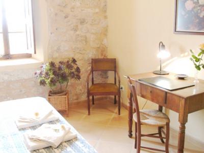 WINTER 26 / 27: Casita mit Zentralheizung auf einem Gemeinschaftsgrundstück bei Manacor -- F 250 a