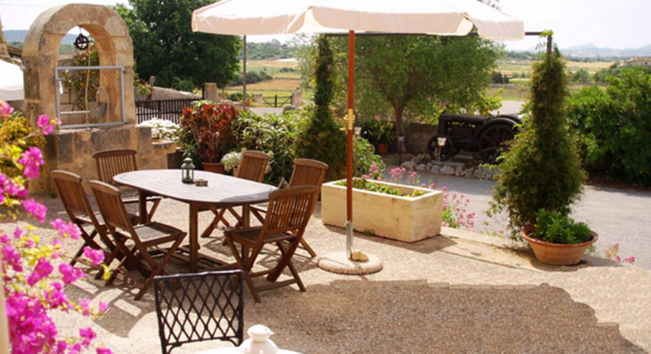 WINTER 26 / 27: Casita mit Zentralheizung auf einem Gemeinschaftsgrundstück bei Manacor -- F 250 a