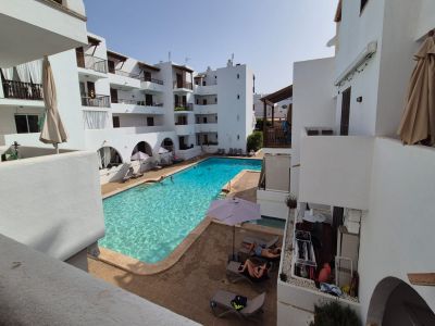 Winter 27 / 28: Modernes Studio in 2. Etage mit Terrasse und Gem. Pool in Cala Dor -- AP 40 WT