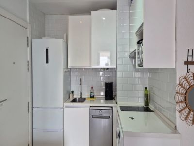 Winter 27 / 28: Modernes Studio in 2. Etage mit Terrasse und Gem. Pool in Cala Dor -- AP 40 WT