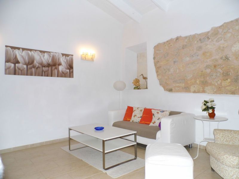 INVIERNO: 3 sep. Casas con 2 piscinas y calefacción en Manacor --- F 250 CM