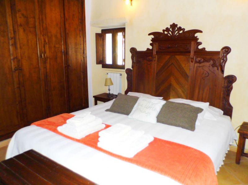 INVIERNO: 3 sep. Casas con 2 piscinas y calefacción en Manacor --- F 250 CM