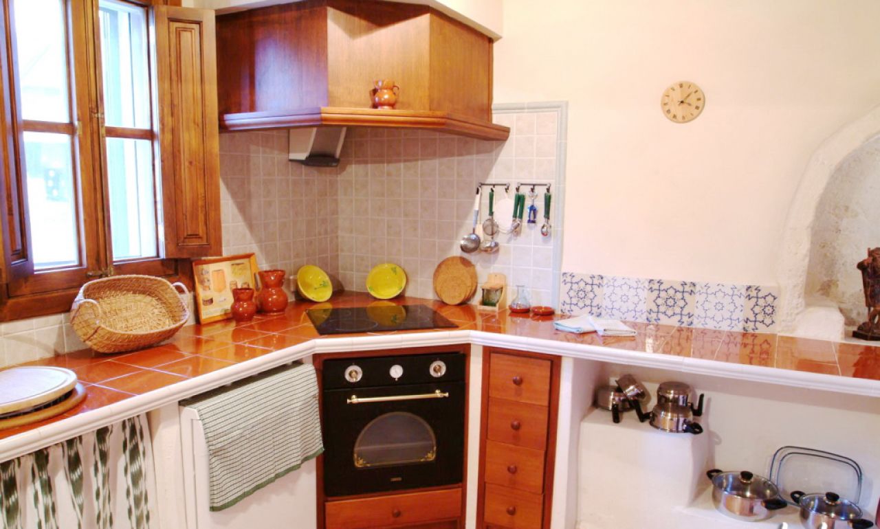 INVIERNO: 3 sep. Casas con 2 piscinas y calefacción en Manacor --- F 250 CM