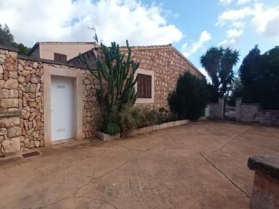 Winter: 4 Apts mit Gemeinschaftspool, BBQ und AC in einer DOrfsiedlung bei Campos -- AP 23 a - d WT