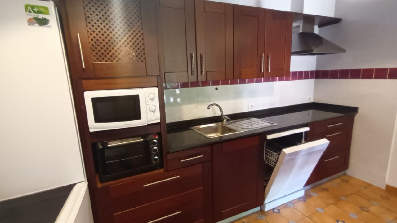 Winter: 4 Apts mit Gemeinschaftspool, BBQ und AC in einer DOrfsiedlung bei Campos -- AP 23 a - d WT