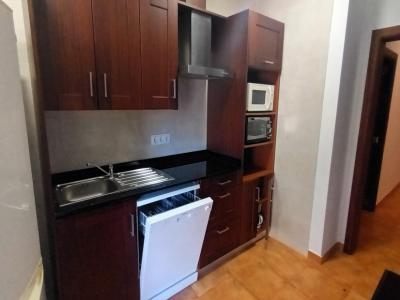 Winter: 9 apartments with 1 - 2 bedrooms on a communal plot with pool and AC in a quiet area near Campos-AP 43