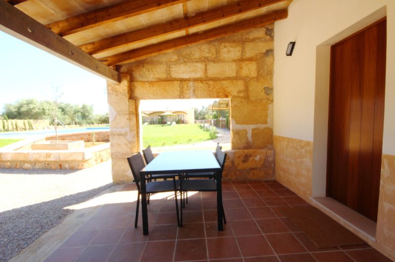 Winter: 9 apartments with 1 - 2 bedrooms on a communal plot with pool and AC in a quiet area near Campos-AP 43