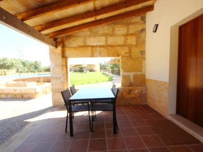 Winter: 9 apartments with 1 - 2 bedrooms on a communal plot with pool and AC in a quiet area near Campos-AP 43