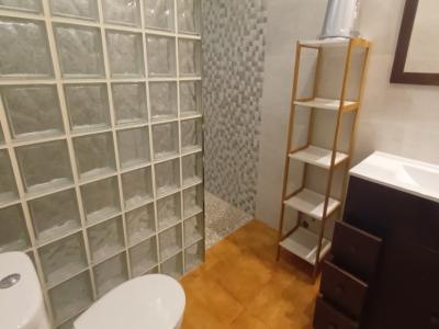 Winter: 9 apartments with 1 - 2 bedrooms on a communal plot with pool and AC in a quiet area near Campos-AP 43