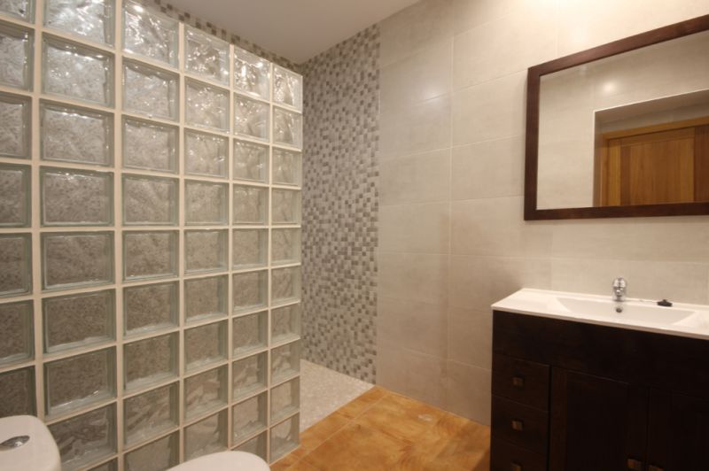 Winter: 9 apartments with 1 - 2 bedrooms on a communal plot with pool and AC in a quiet area near Campos-AP 43