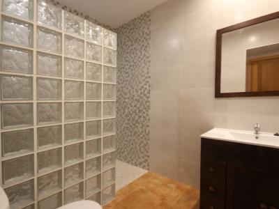 Winter: 9 apartments with 1 - 2 bedrooms on a communal plot with pool and AC in a quiet area near Campos-AP 43