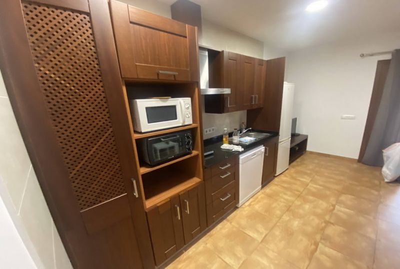 Winter: 9 apartments with 1 - 2 bedrooms on a communal plot with pool and AC in a quiet area near Campos-AP 43