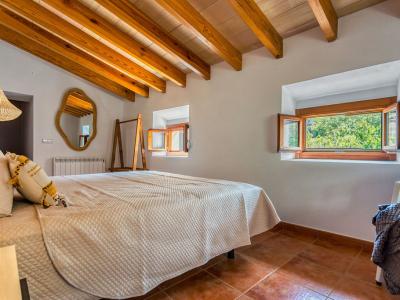 WINTER ab NOV 27: Historische Finca-DH mit Kamin in absolut ruhiger Lage in Orient- West --- F 04 WT