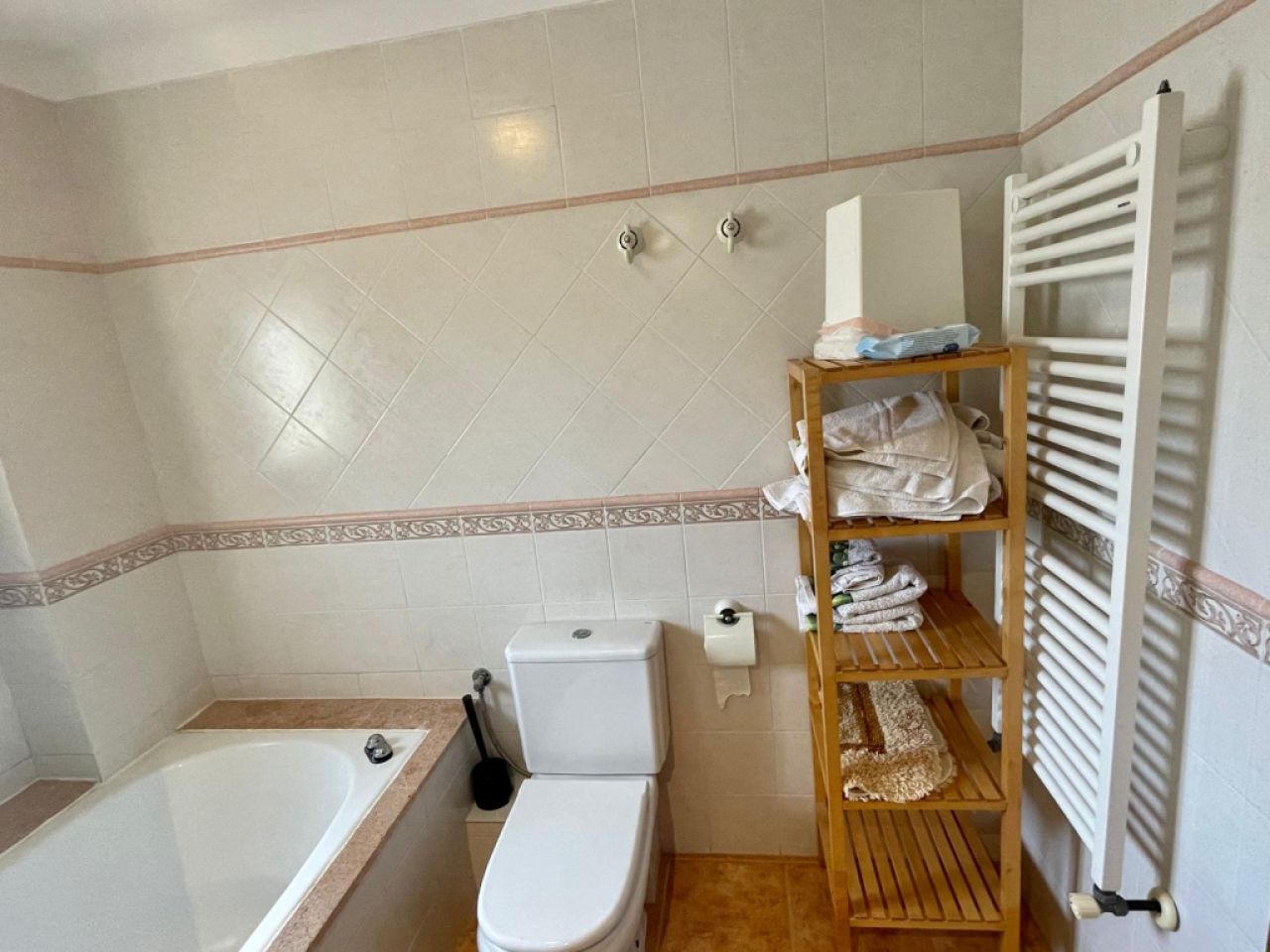 Winter: Apartment in Portocolom with oil central heating and terraces --- AP 20 WT