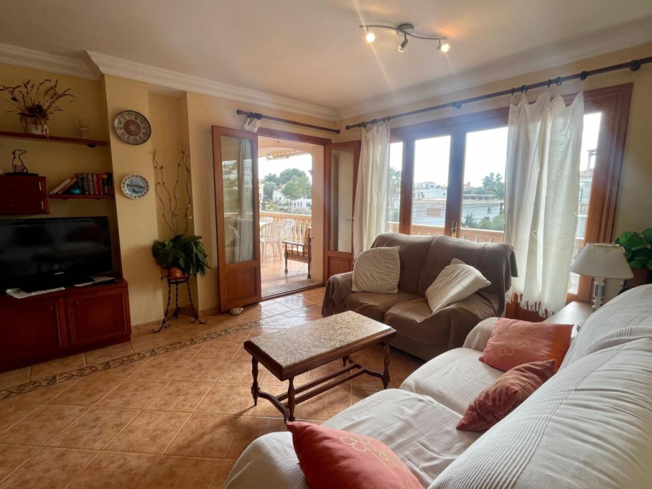 Winter: Apartment in Portocolom with oil central heating and terraces --- AP 20 WT