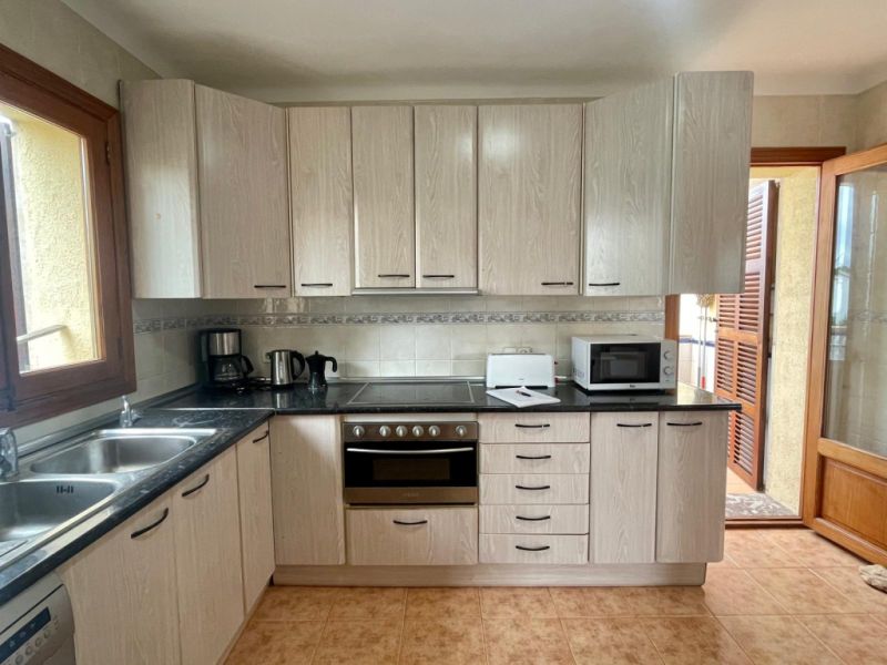 Winter: Apartment in Portocolom with oil central heating and terraces --- AP 20 WT