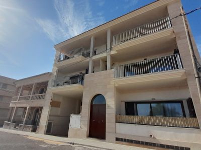 Invierno: Apartamento con ascensor en 1ª línea de la bahía de Gayota en Colonia St Jordi -- AP 15 WT