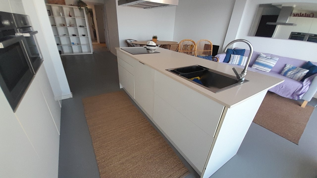 Invierno: Apartamento con ascensor en 1ª línea de la bahía de Gayota en Colonia St Jordi -- AP 15 WT