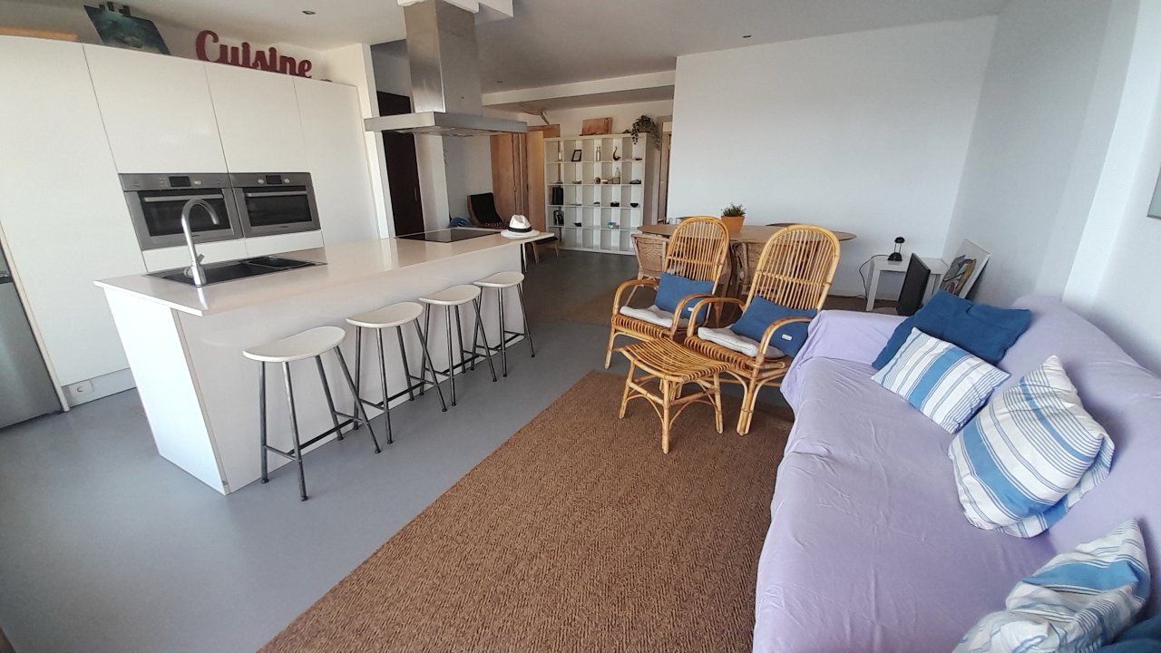 Invierno: Apartamento con ascensor en 1ª línea de la bahía de Gayota en Colonia St Jordi -- AP 15 WT