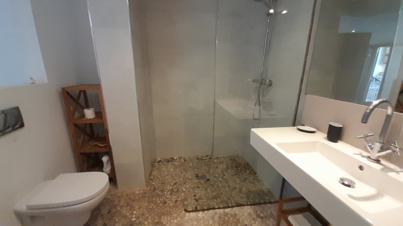 Invierno: Apartamento con ascensor en 1ª línea de la bahía de Gayota en Colonia St Jordi -- AP 15 WT