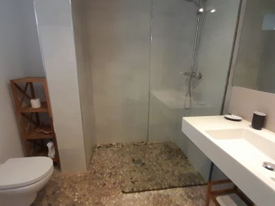 Invierno: Apartamento con ascensor en 1ª línea de la bahía de Gayota en Colonia St Jordi -- AP 15 WT