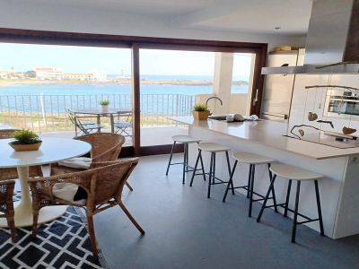 Invierno: Apartamento con ascensor en 1ª línea de la bahía de Gayota en Colonia St Jordi -- AP 15 WT