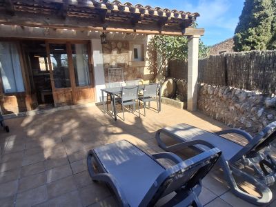 Winter: Casita mit Gemeinschaftspool und Innenhof in einer Siedlung bei Campos --- C 01 WT