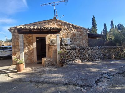 Winter: Casita mit Gemeinschaftspool und Innenhof in einer Siedlung bei Campos --- C 01 WT