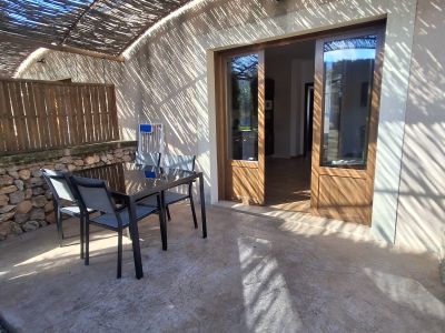Winter: Casita mit Gemeinschaftspool und Innenhof in einer Siedlung bei Campos --- C 01 WT