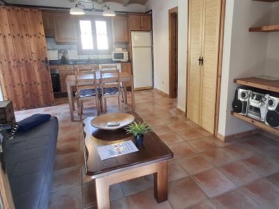 Winter: Casita mit Gemeinschaftspool und Innenhof in einer Siedlung bei Campos --- C 01 WT
