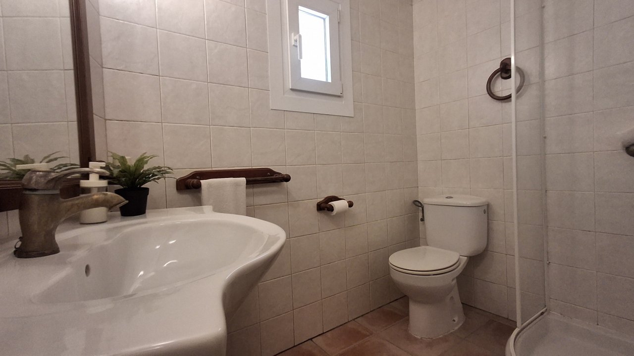 Winter: Casita mit Gemeinschaftspool und Innenhof in einer Siedlung bei Campos --- C 01 WT