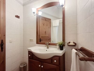 Winter: Casita mit Gemeinschaftspool und Innenhof in einer Siedlung bei Campos --- C 01 WT