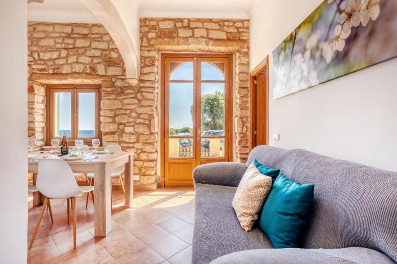 WINTER: Chalet in 1. Coastline with garden, AC, fireplace and pure sea views -- Cala Figuera -- CH 4