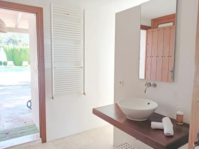 WINTER: Charmante FInca mit schönem Garten und Heizung bei San LLorenc --- F 03 WT