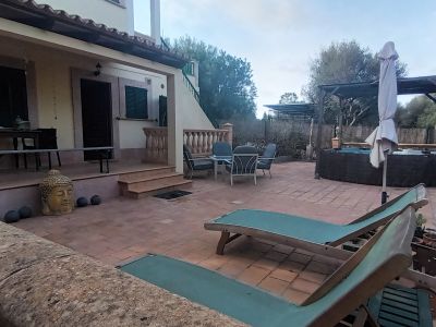 Winter: Ebenerdiges Chalet mit Garten, Kamin und AC in S Almunia-- CH 07 WT