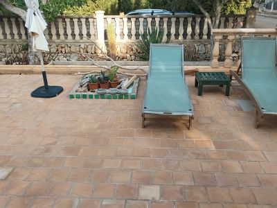 Winter: Ebenerdiges Chalet mit Garten, Kamin und AC in S Almunia-- CH 07 WT