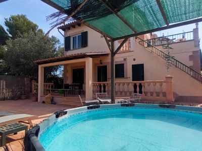 Winter: Ebenerdiges Chalet mit Garten, Kamin und AC in S Almunia-- CH 07 WT