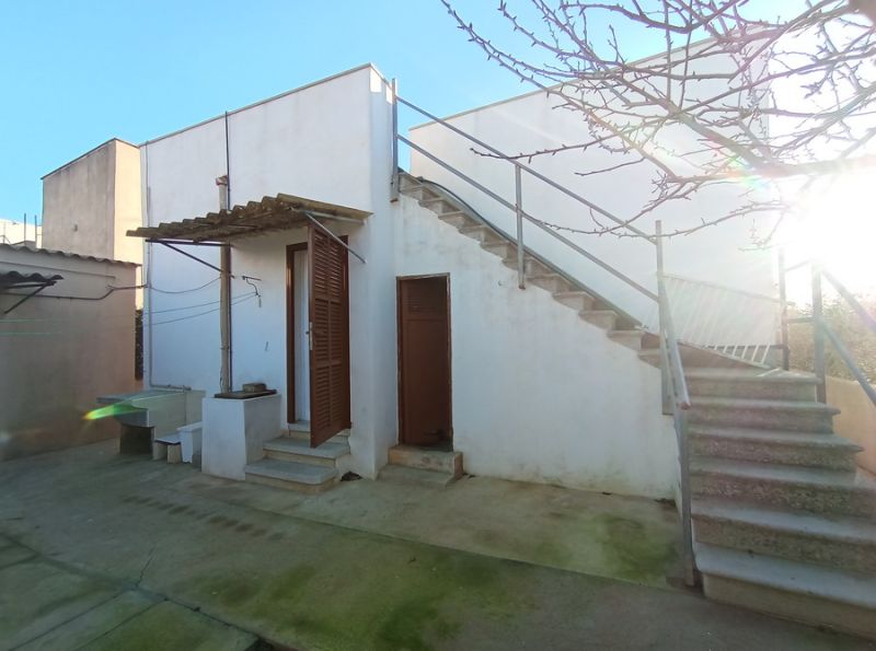 INVIERNO: Chalet de una sola planta con jardín y terrazas en Sa Ràpita --- CH 01