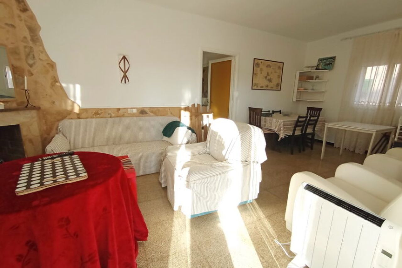 INVIERNO: Chalet de una sola planta con jardín y terrazas en Sa Ràpita --- CH 01